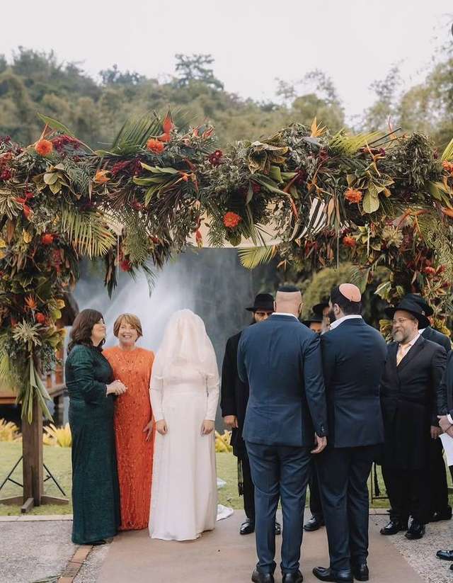 Maquiagem e penteado de noiva por Flávia Lima — casamento 5, foto 9 de 10