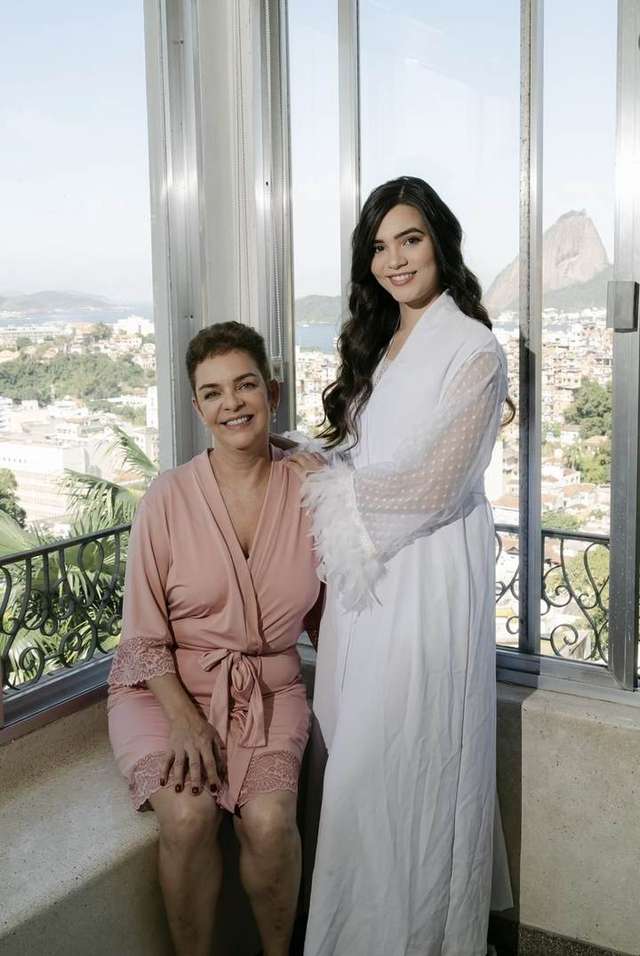 Maquiagem e penteado de noiva por Flávia Lima — casamento 3, foto 1 de 8