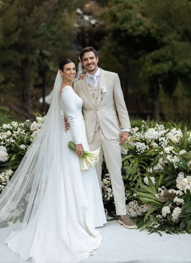 Maquiagem e penteado de noiva por Flávia Lima — casamento 4, foto 6 de 10